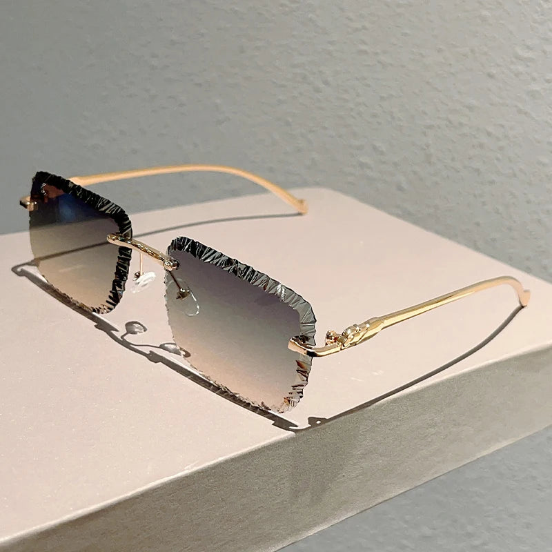 Main Character Shades – Diamond Cut Rimless