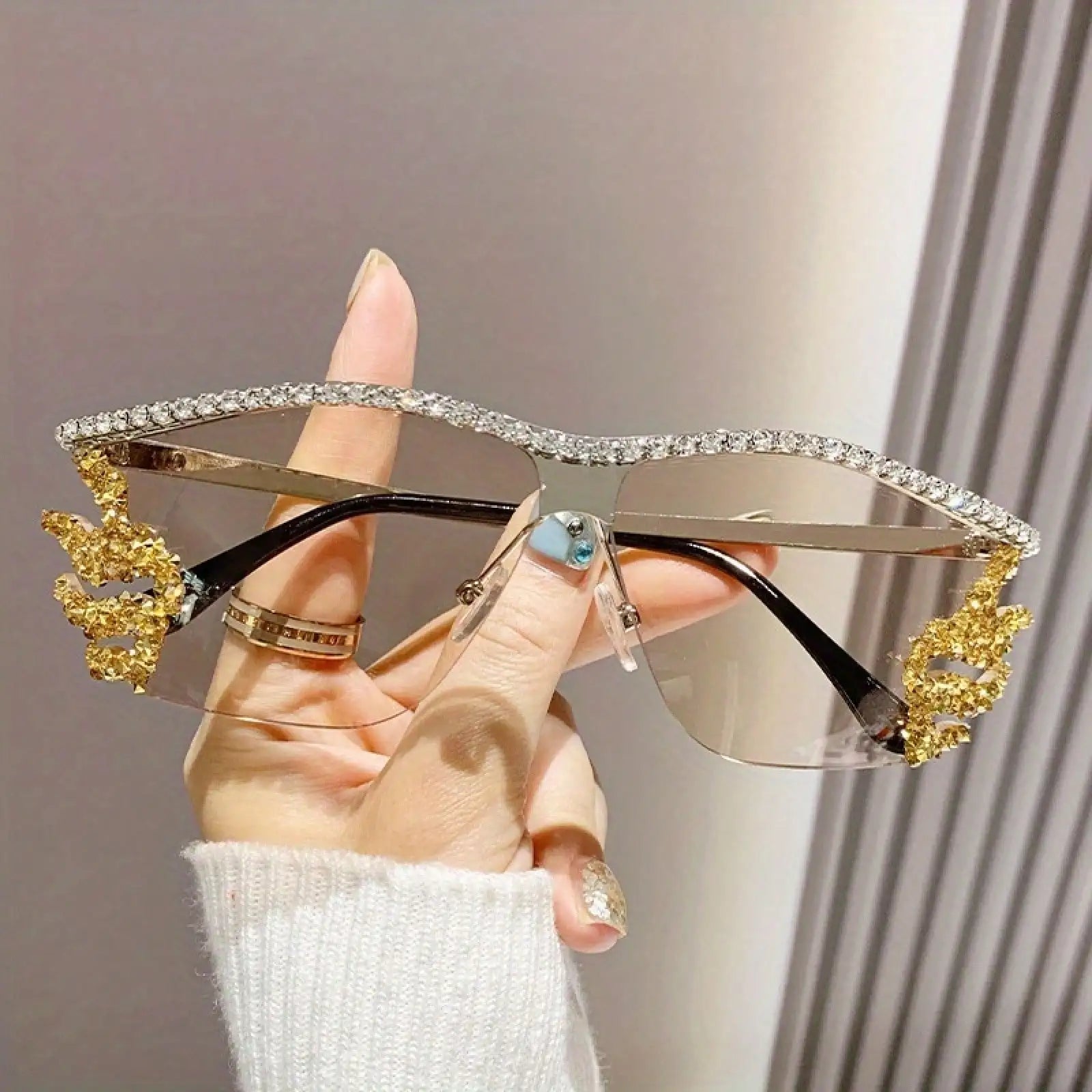 Bedazzled & Unbothered – Rhinestone Rimless Shades